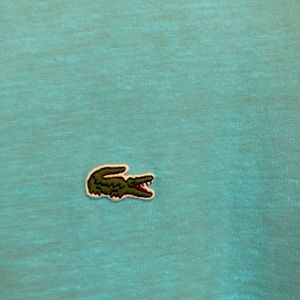 Lacoste vneck tshirt 7/XXL